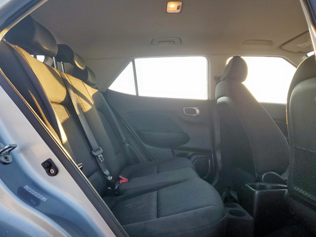 2022 Hyundai Venue Se VIN: KMHRB8A34NU201839 Lot: 85148905