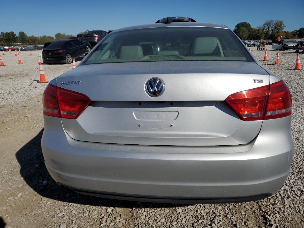 2015 Volkswagen Passat S VIN: 1VWAT7A37FC086392 Lot: 87028585