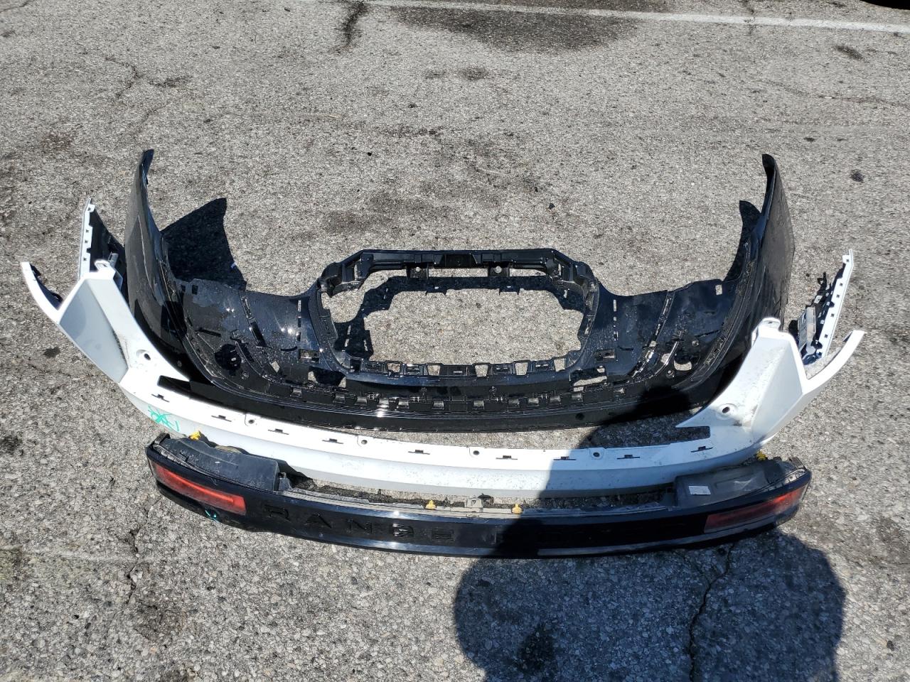 2019 Land Rover Range Rover Velar S VIN: SALYB2EX9KA217955 Lot: 84579035