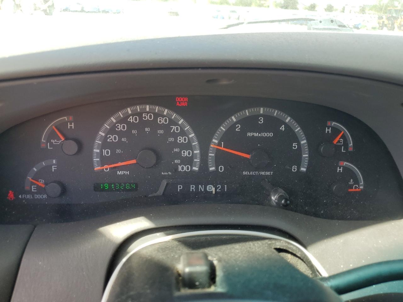 2002 Ford F150 VIN: 1FTRX17W82NB59499 Lot: 85295365