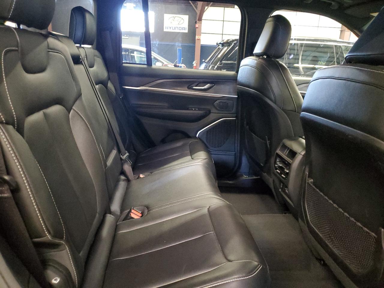 2024 Jeep Grand Cherokee Limited 4Xe VIN: 1C4RJYB67R8516147 Lot: 86189965