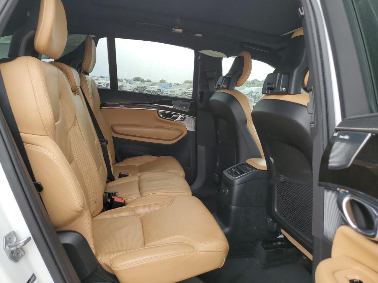 2017 Volvo Xc90 T8 VIN: YV4BC0PL0H1150421 Lot: 85149105
