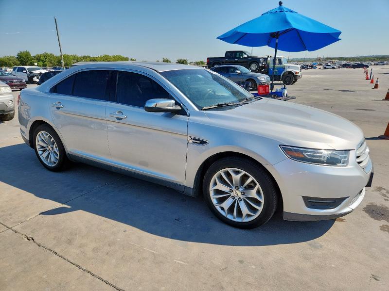  FORD TAURUS 2017 Srebrny