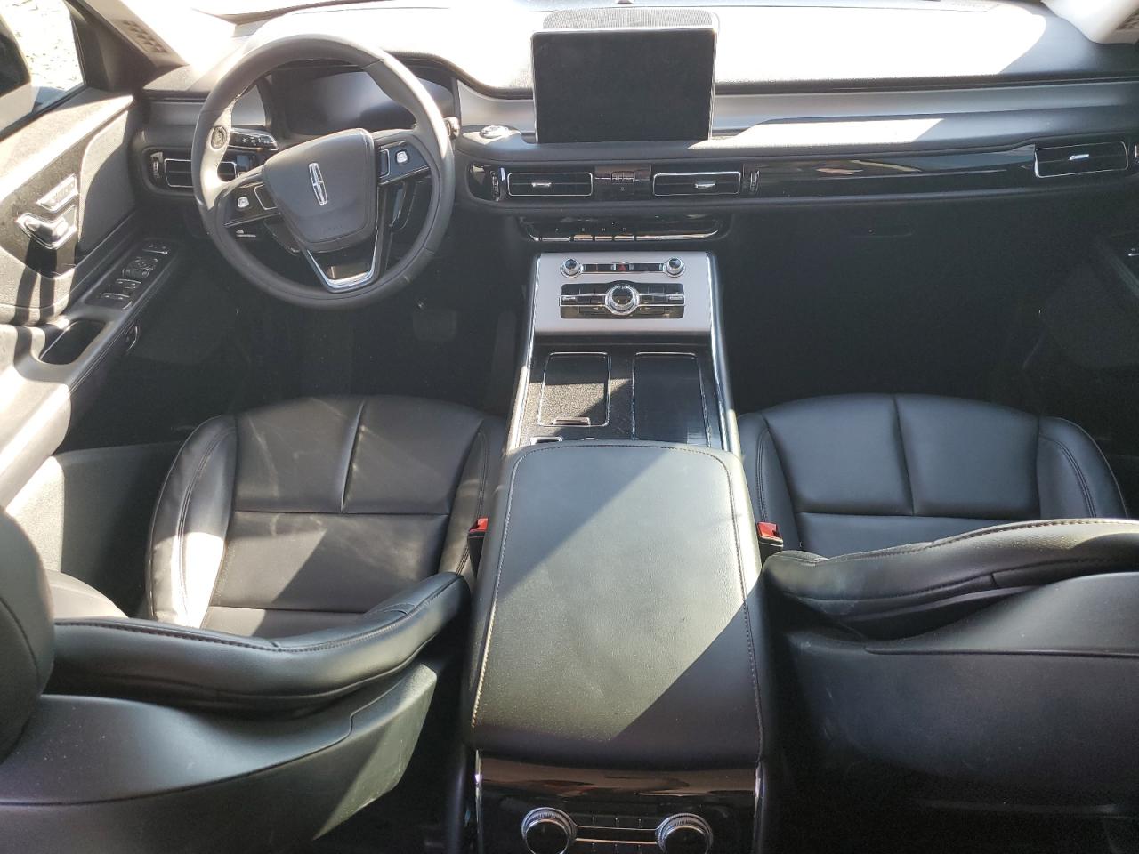 2023 Lincoln Aviator VIN: 5LM5J6XC1PGL18757 Lot: 81900085