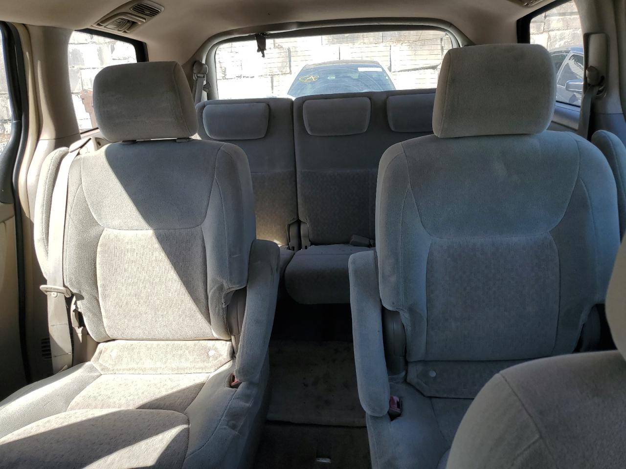 2005 Toyota Sienna Ce VIN: 5TDZA23C15S345158 Lot: 82399105