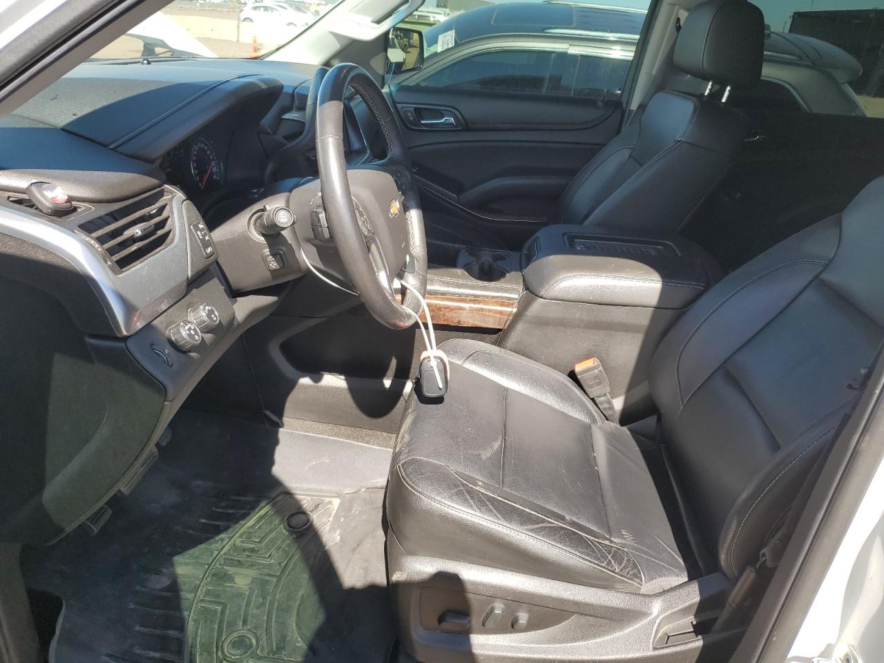 2017 Chevrolet Suburban K1500 Lt VIN: 1GNSKHKC1HR402259 Lot: 84972835