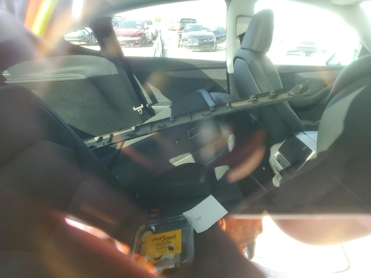 2026 Tesla Model Y VIN: 7SAYGDED1TA439957 Lot: 90232715