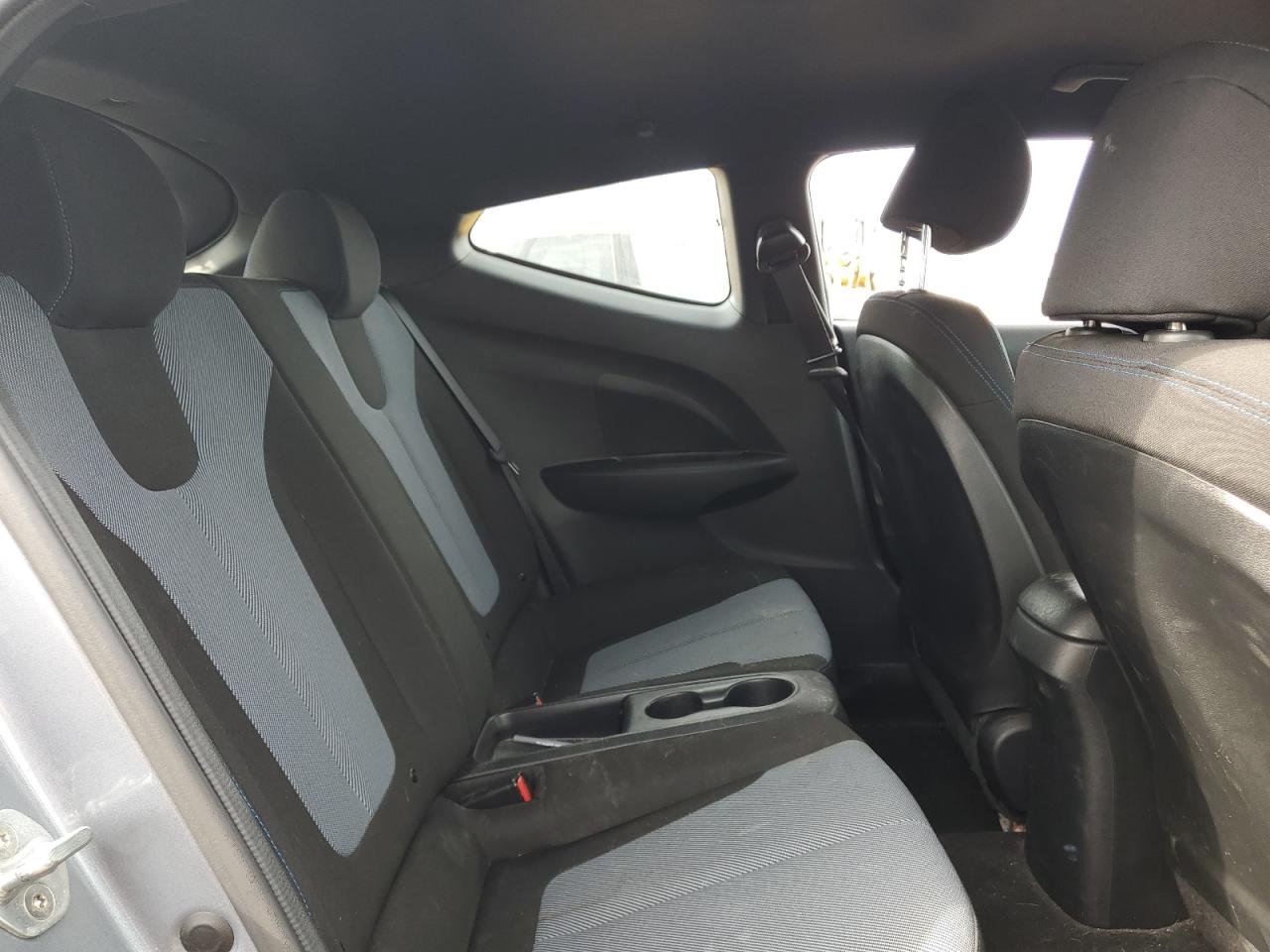 2019 Hyundai Veloster Base VIN: KMHTG6AF3KU017168 Lot: 85819625