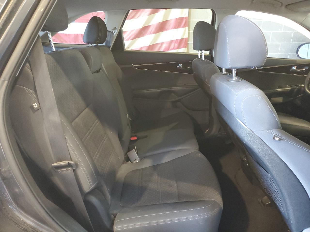 2018 Kia Sorento Lx VIN: 5XYPG4A33JG369103 Lot: 82274895