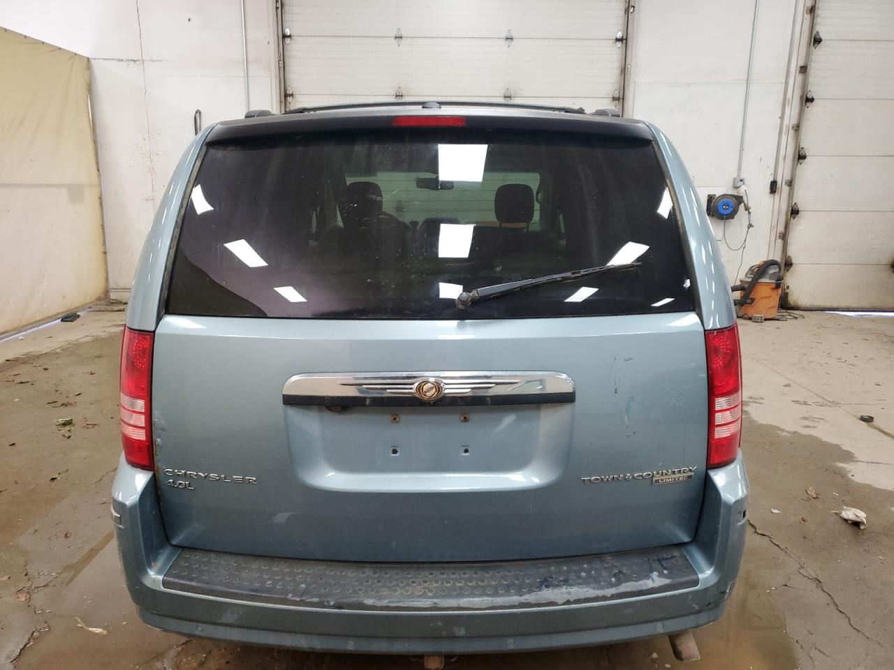 2009 Chrysler Town & Country Limited VIN: 2A8HR64X69R614047 Lot: 84616245