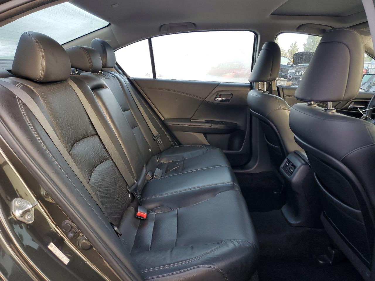 2014 Honda Accord Exl VIN: 1HGCR2F83EA132233 Lot: 82360225