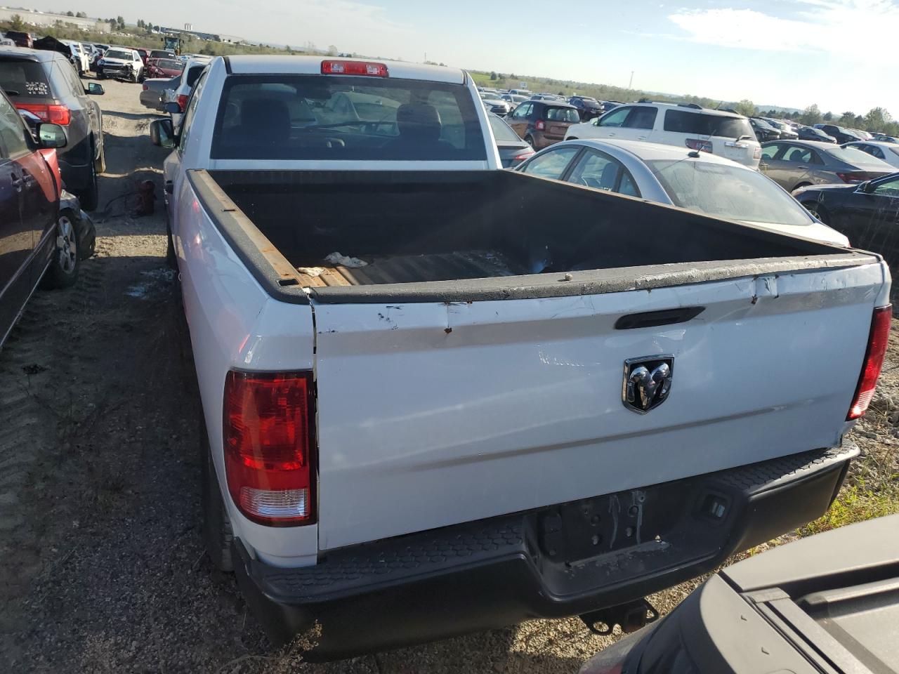 2022 Ram 1500 Classic Tradesman VIN: 3C6JR6DG8NG256711 Lot: 71198605