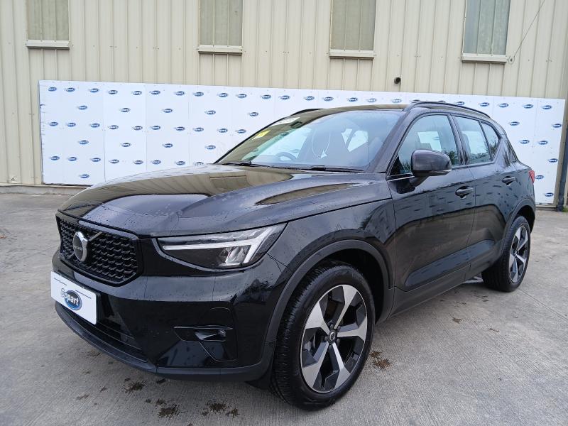 2025 VOLVO XC40 2.0 B4P PLUS DARK 5DR AUTO for sale at Copart CHESTER