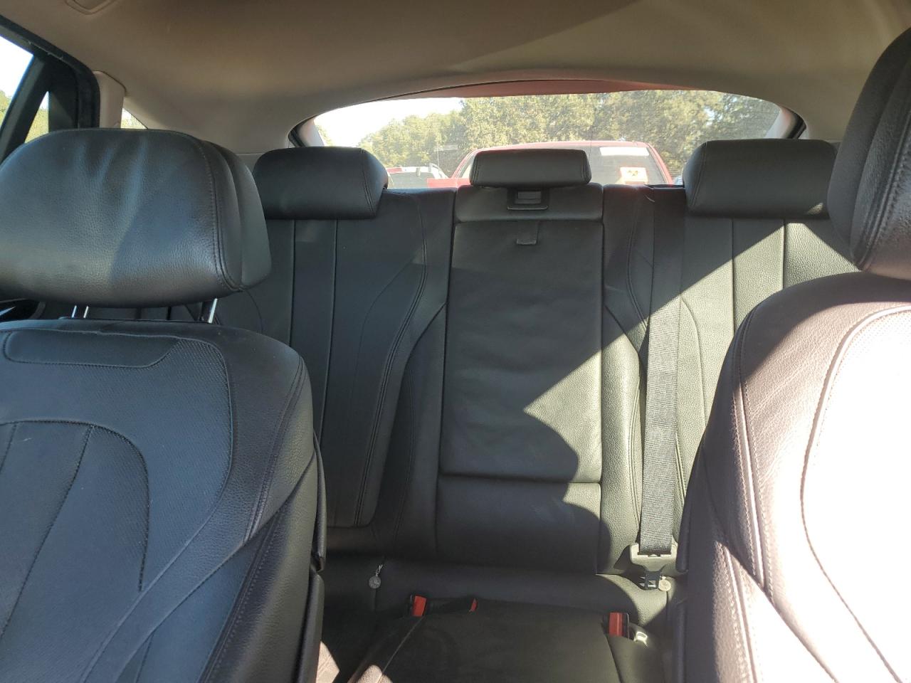 Фото: 5UXKU0C51F0F92104