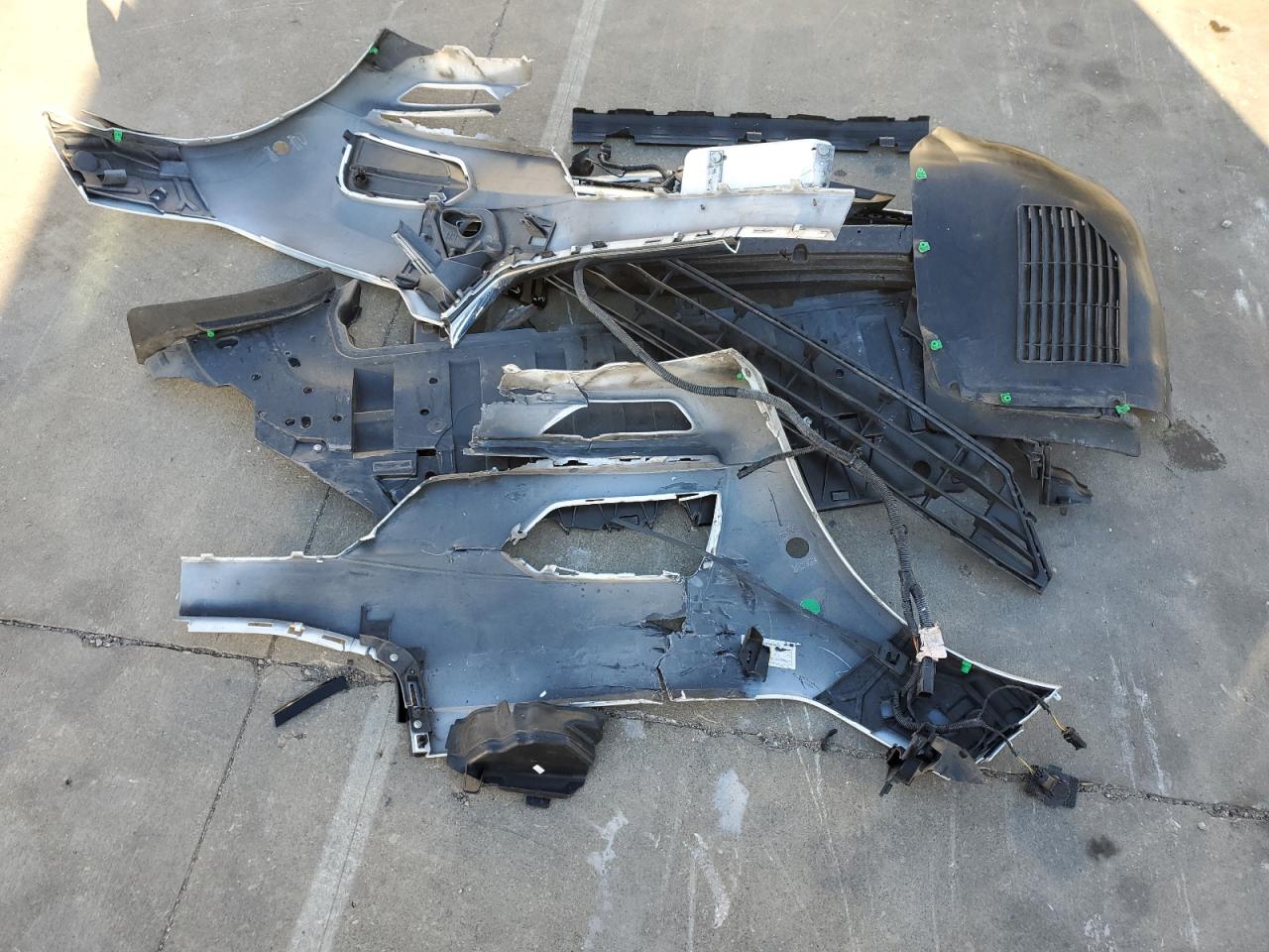 2018 Volvo Xc60 T5 VIN: LYV102RK0JB068923 Lot: 90018685