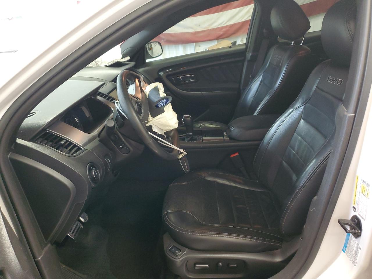 2015 Ford Taurus Sho VIN: 1FAHP2KT7FG198924 Lot: 89813455