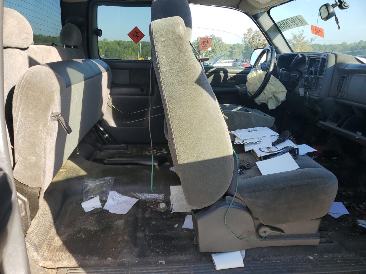 2004 Chevrolet Silverado K2500 Heavy Duty VIN: 1GCHK29U04E246568 Lot: 81997895