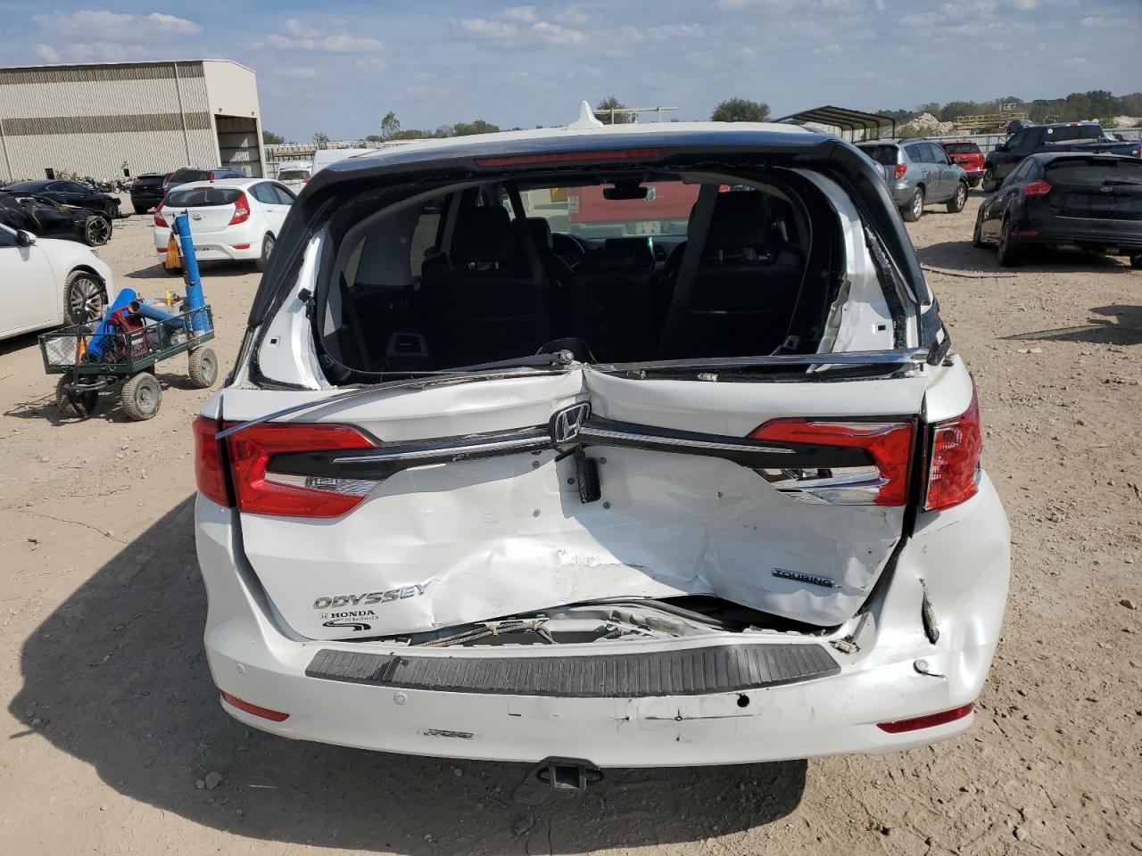 2021 Honda Odyssey Touring VIN: 5FNRL6H89MB037051 Lot: 82182725