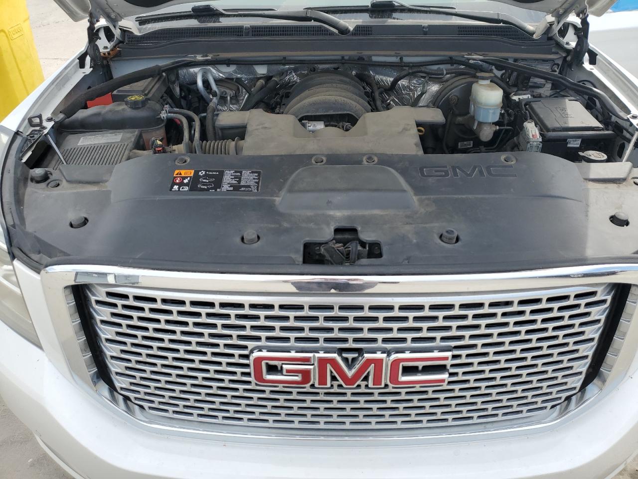 2016 GMC Yukon Xl Denali VIN: 1GKS1HKJ3GR334494 Lot: 82461825