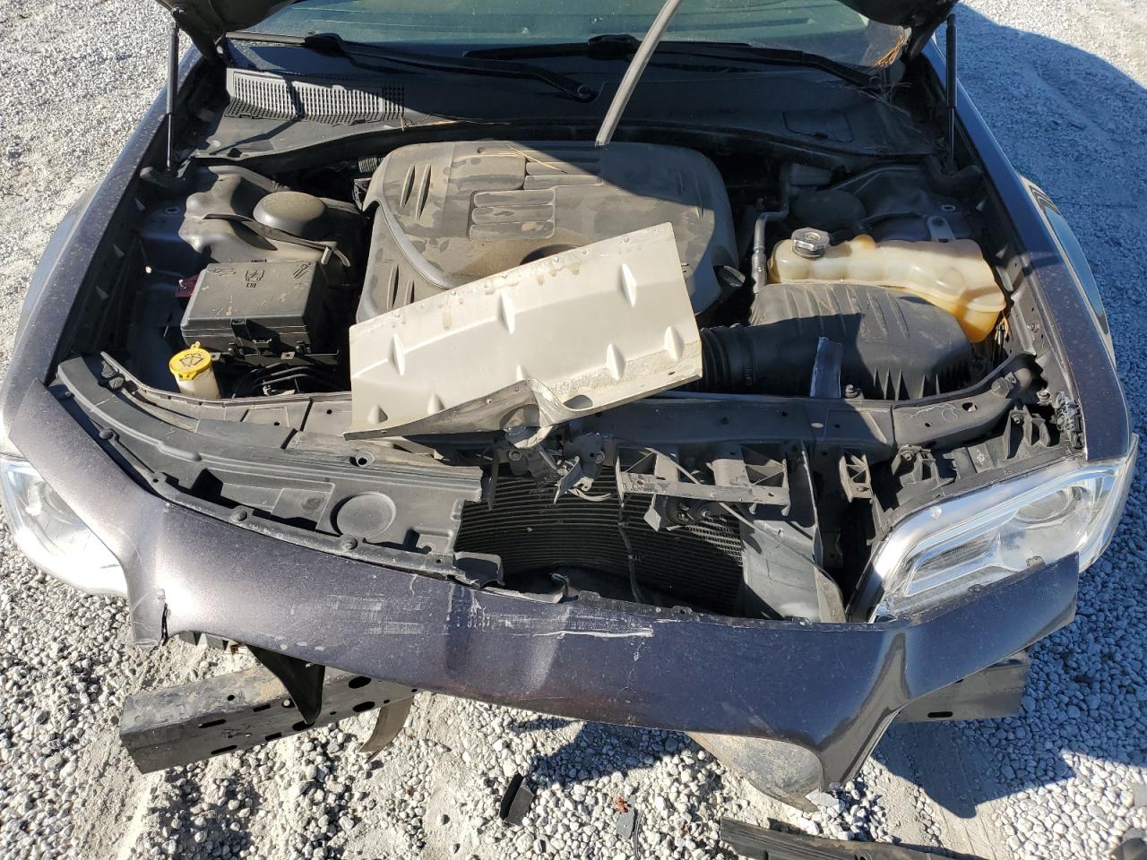 2015 Chrysler 300 Limited VIN: 2C3CCAAG7FH756164 Lot: 82386485