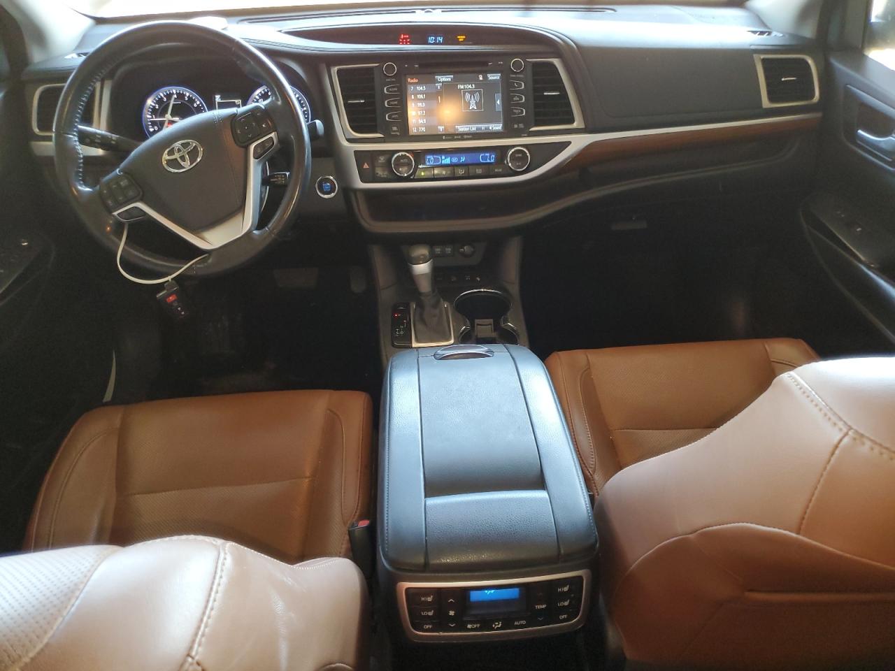 2017 Toyota Highlander Limited VIN: 5TDDZRFH8HS455485 Lot: 82175785