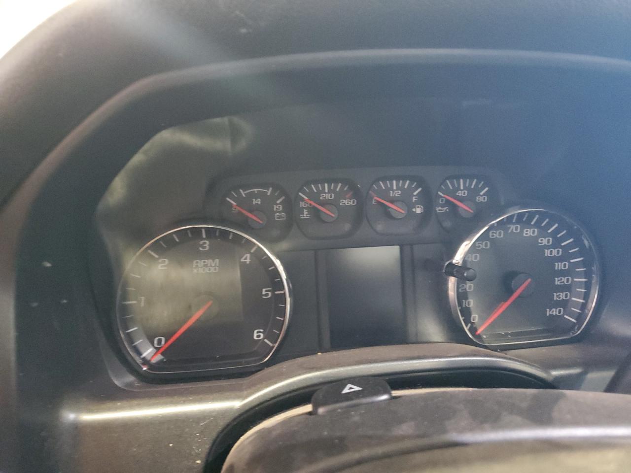 2018 Chevrolet Silverado K1500 VIN: 1GCNKNEH8JZ309238 Lot: 84474405