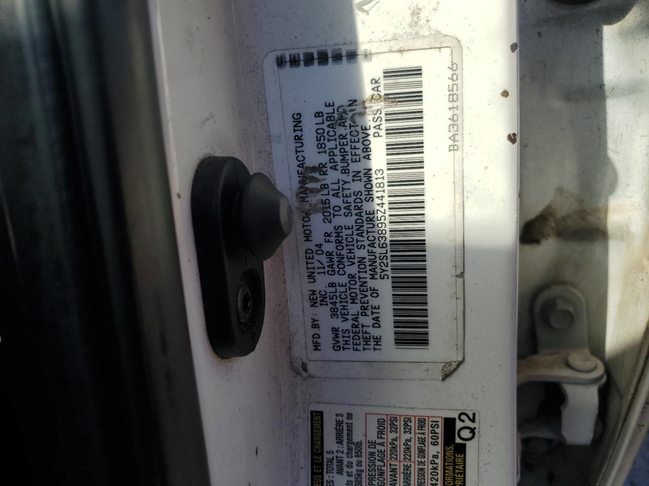 2005 Pontiac Vibe VIN: 5Y2SL63895Z441813 Lot: 89905935