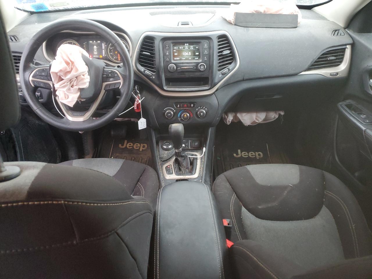 2016 Jeep Cherokee Sport VIN: 1C4PJMAS3GW330404 Lot: 82227435