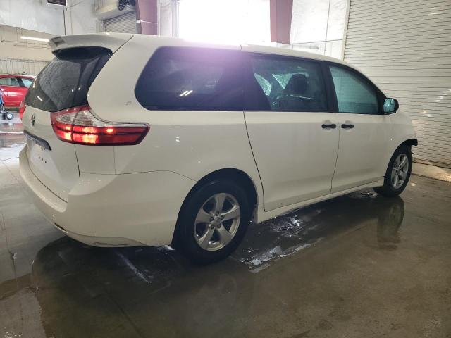  TOYOTA SIENNA 2018 Белы