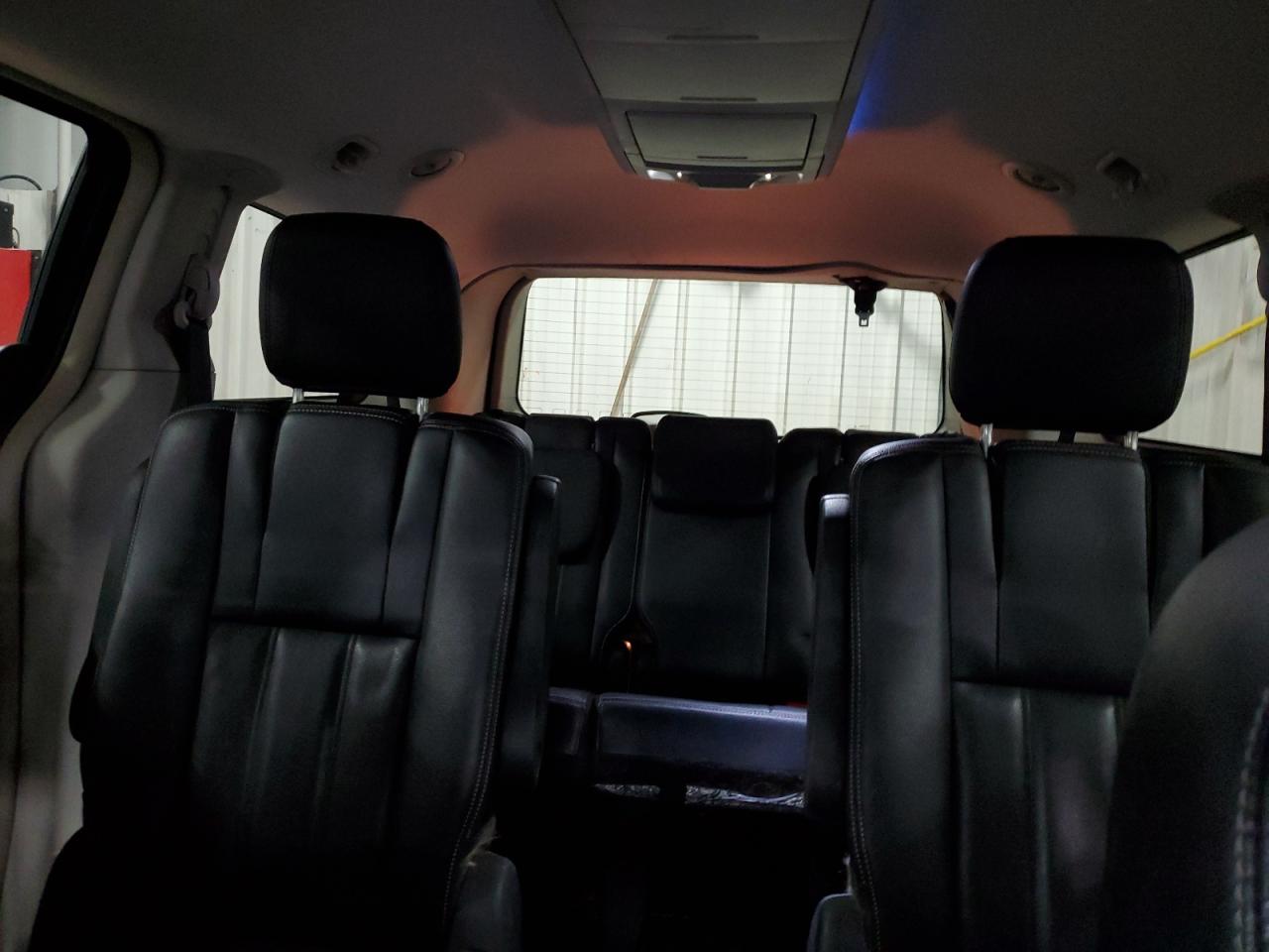 2014 Chrysler Town & Country Touring VIN: 2C4RC1BG4ER325262 Lot: 90451575