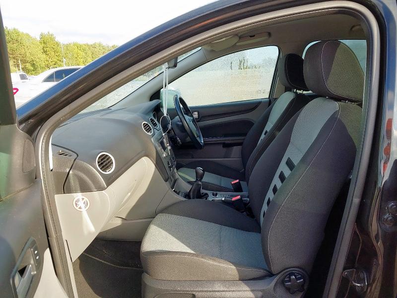 2010 FORD FOCUS 1.8 ZETEC 5DR