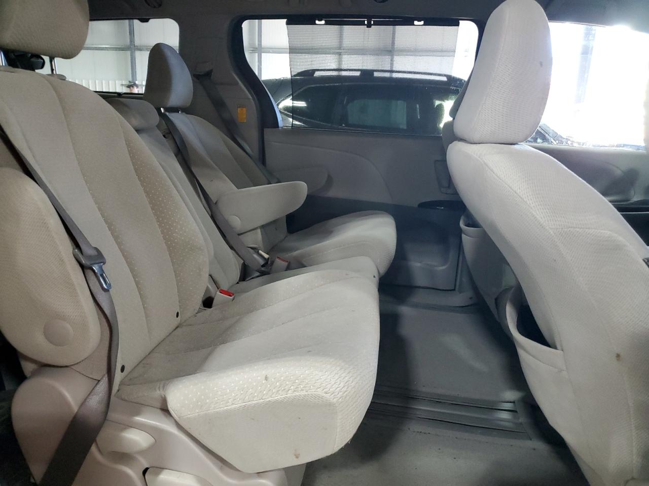 2014 Toyota Sienna Le VIN: 5TDKK3DC0ES512032 Lot: 86272675