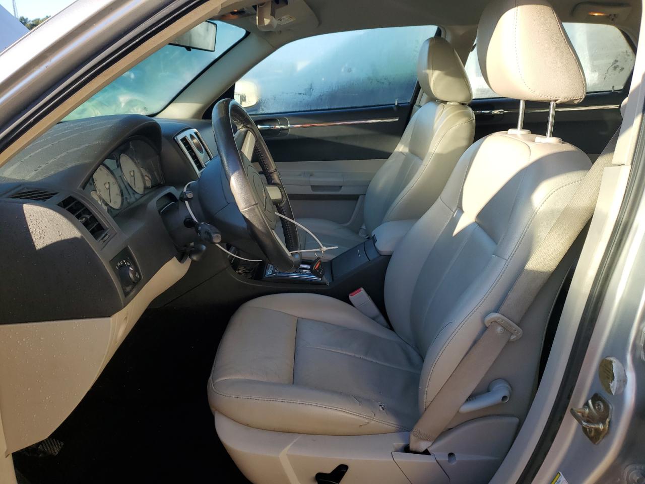 2006 Chrysler 300 Touring VIN: 2C3KA53G46H141156 Lot: 85569295