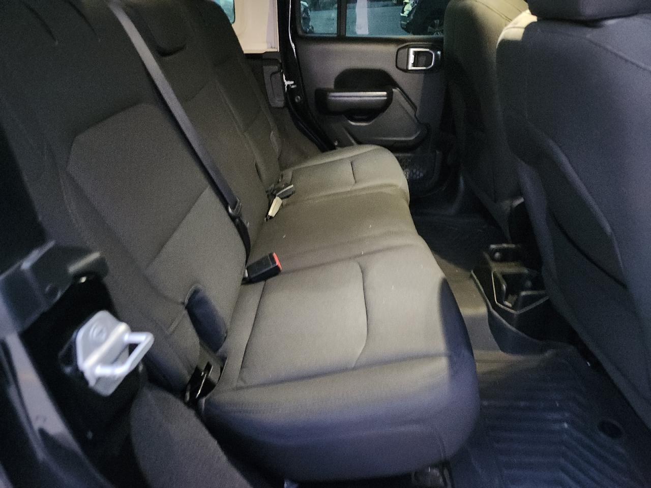 2021 Jeep Wrangler Unlimited Sport VIN: 1C4HJXDN7MW527826 Lot: 90575515