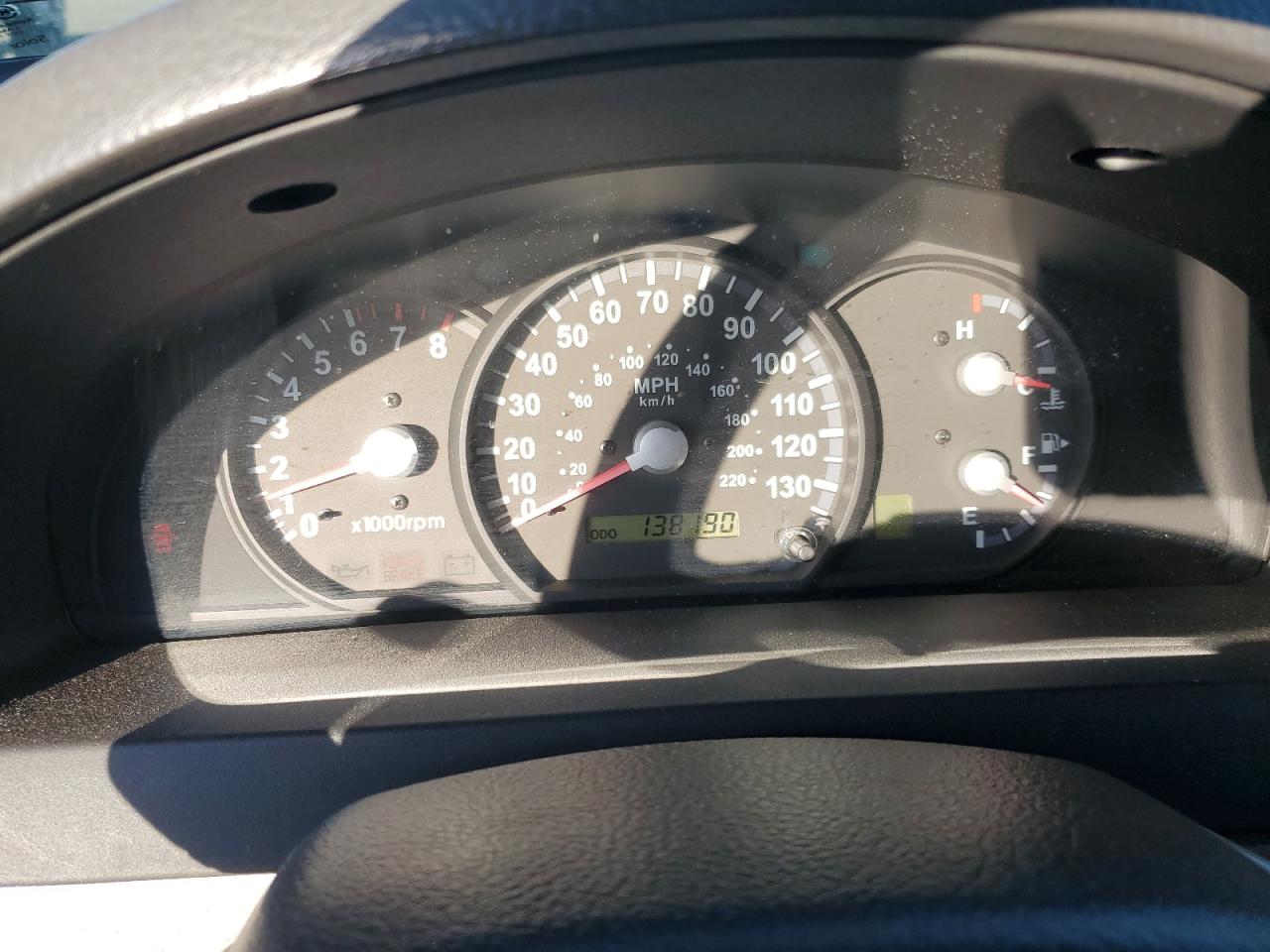 2005 Kia Sorento Ex VIN: KNDJC733855369581 Lot: 84782675