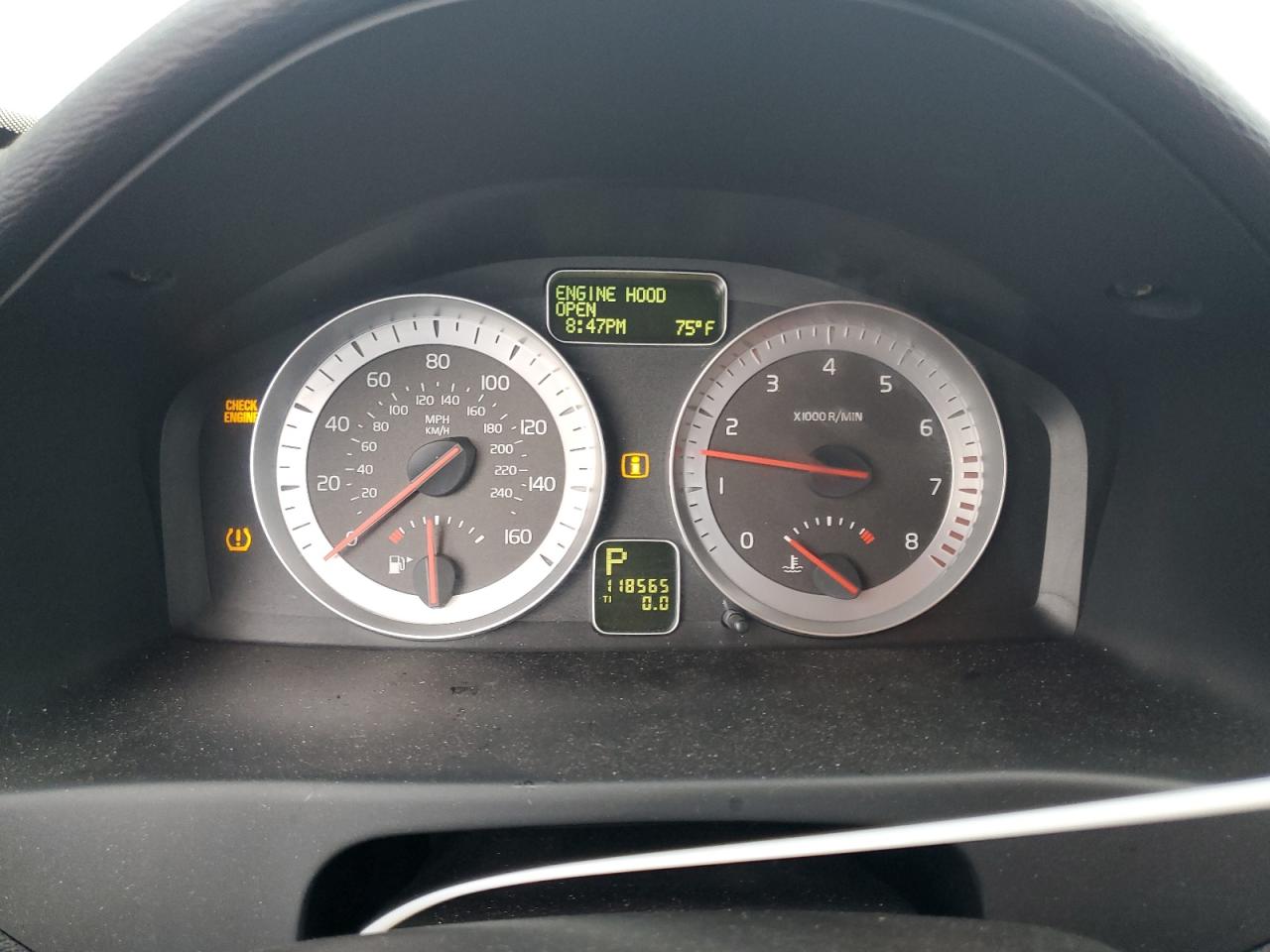 2012 Volvo C70 T5 VIN: YV1672MC1CJ125801 Lot: 85262095