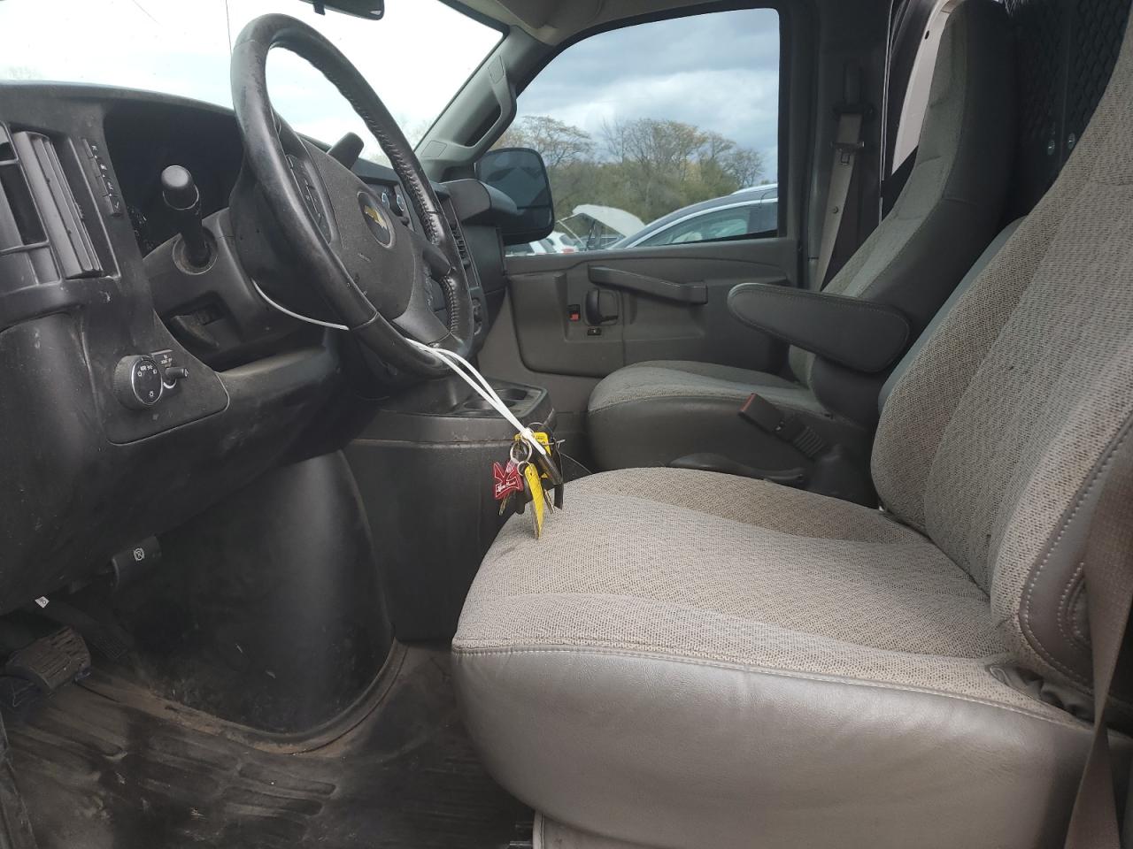 2020 Chevrolet Express G2500 VIN: 1GCWGAFG8L1237771 Lot: 89873935