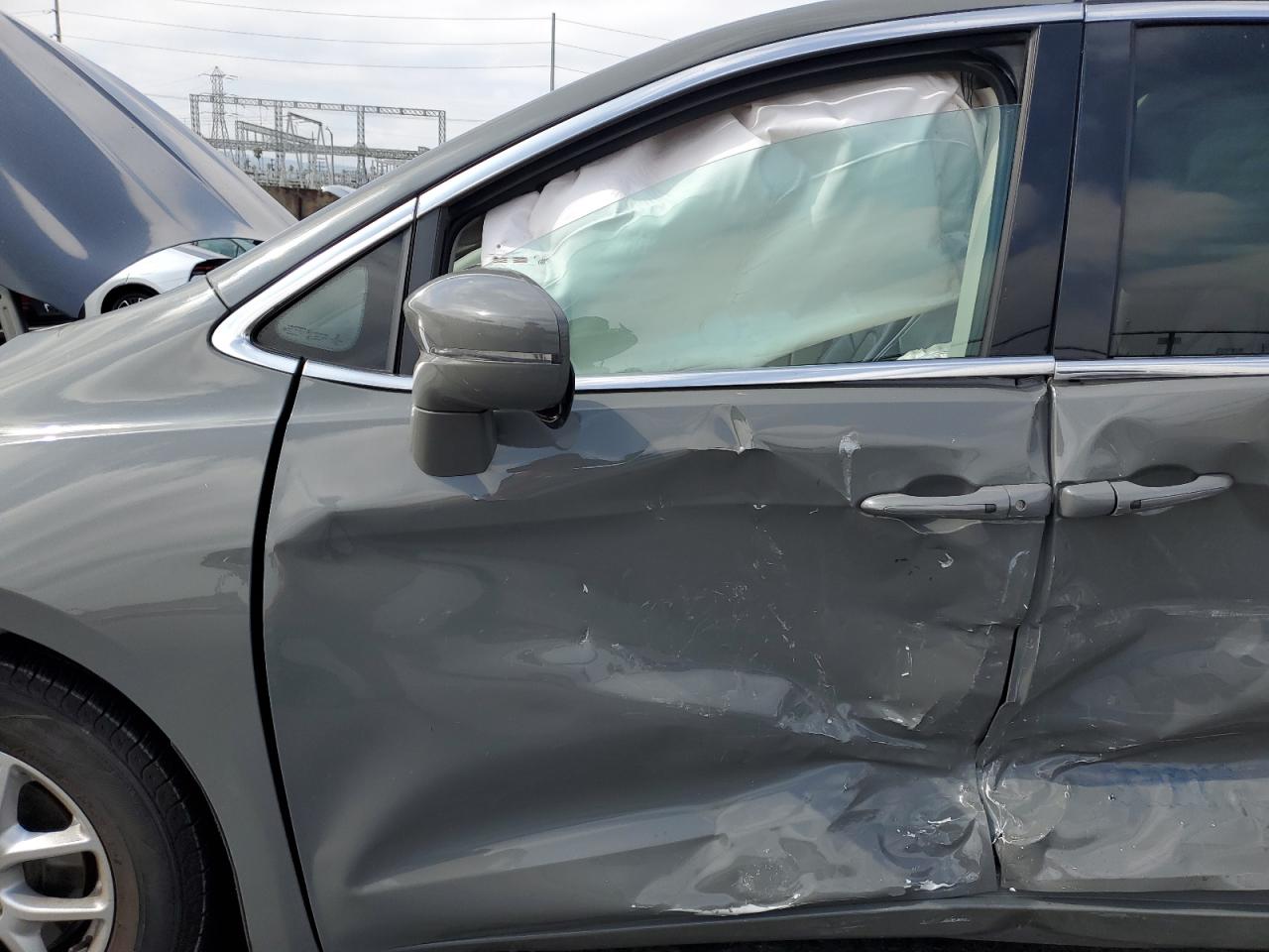 2022 Chrysler Pacifica Touring L VIN: 2C4RC1BG6NR176899 Lot: 85381025