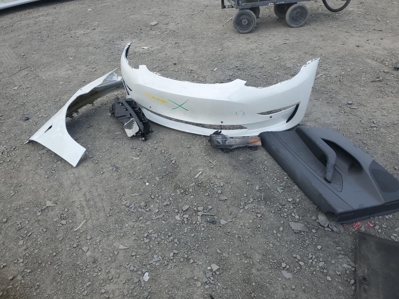 2020 Tesla Model 3 VIN: 5YJ3E1EA7LF631873 Lot: 85758425