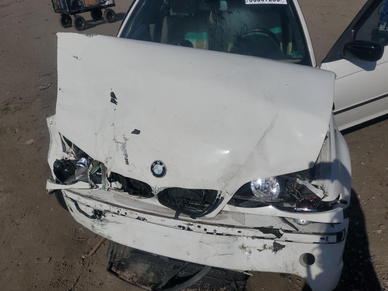 2004 BMW 325 I VIN: WBAEV334X4KW15654 Lot: 85097235