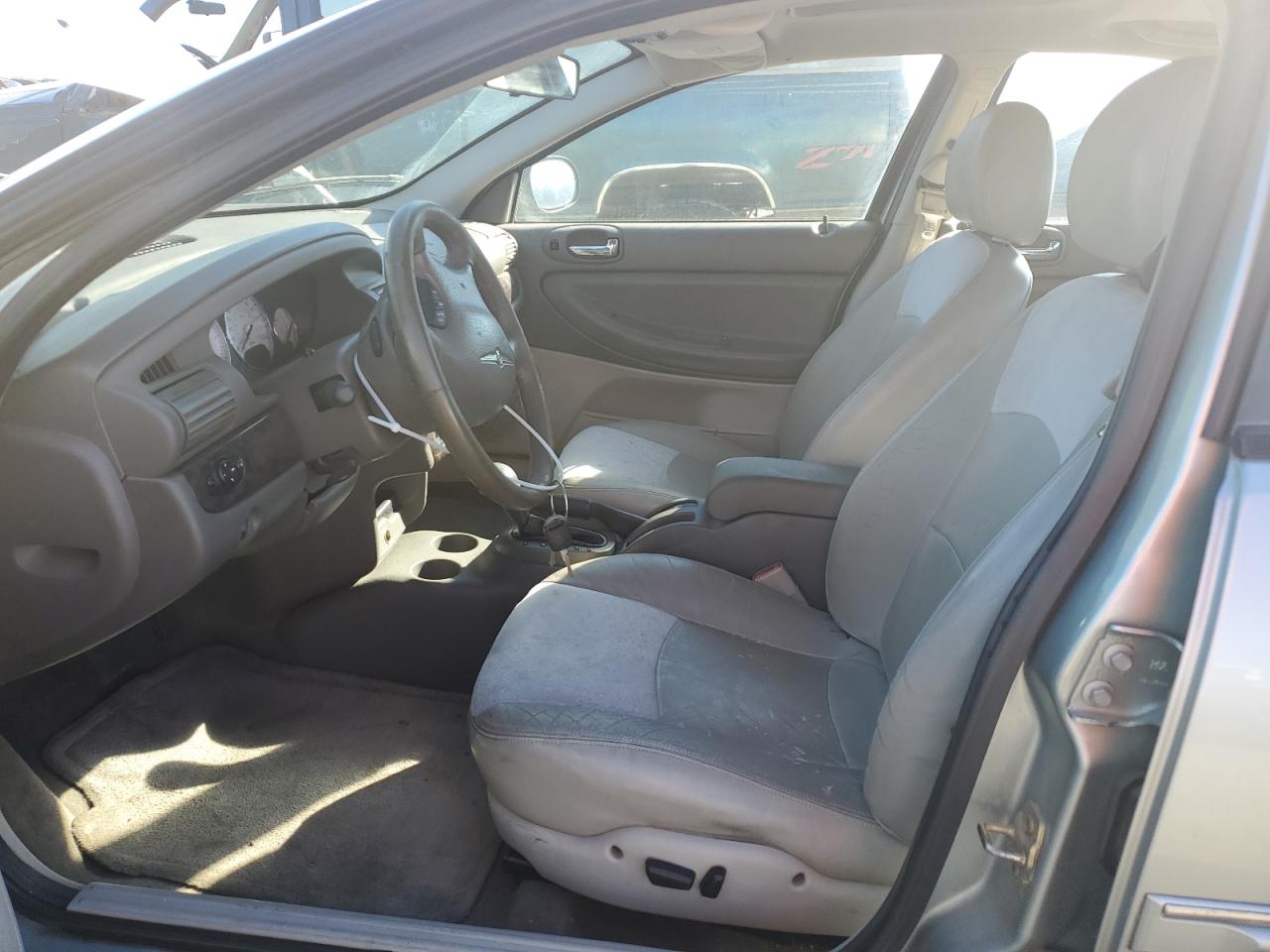 2005 Chrysler Sebring Limited VIN: 1C3EL66R15N504660 Lot: 82205595