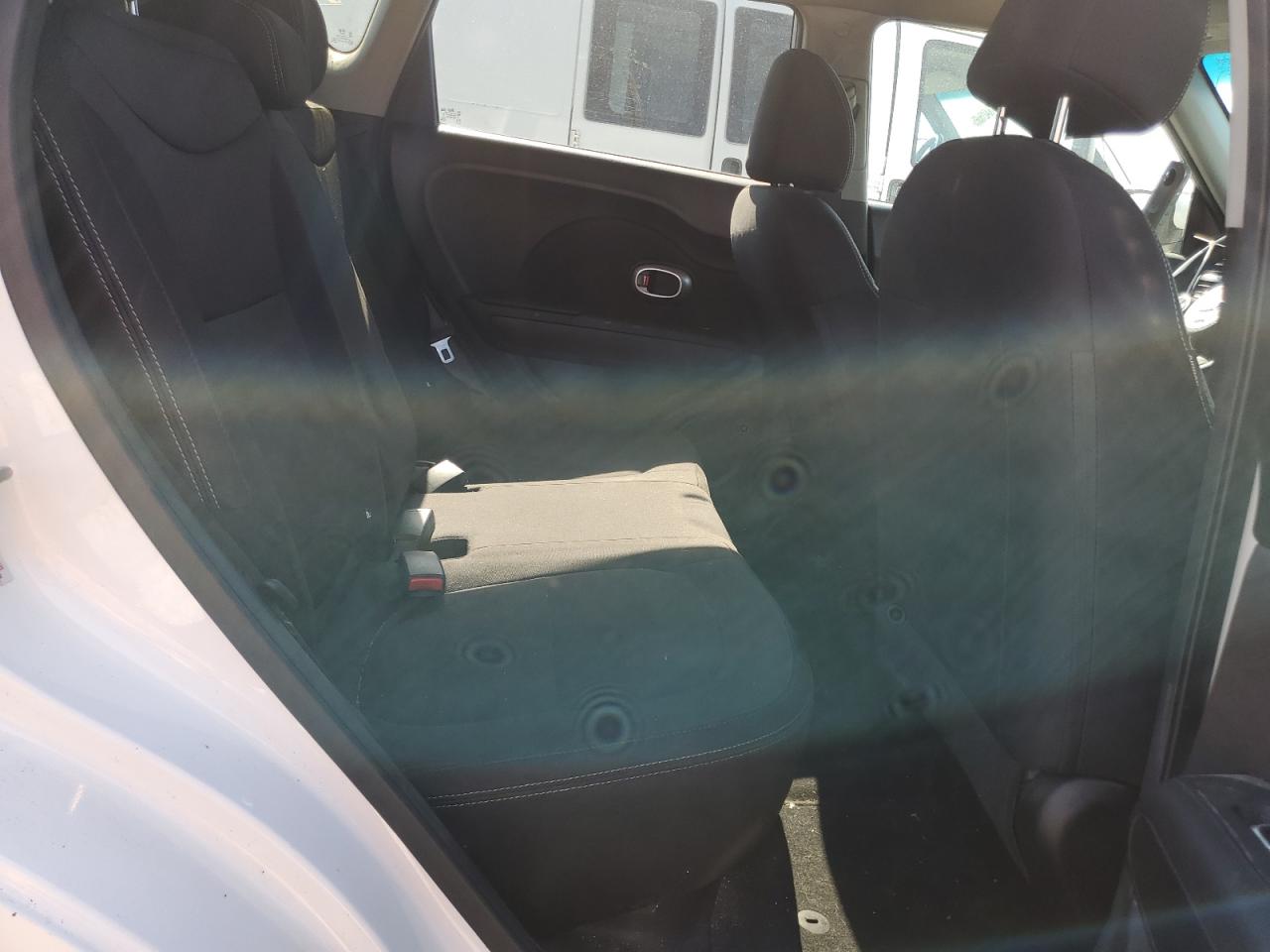 2018 Kia Soul VIN: KNDJN2A29J7557659 Lot: 81948365