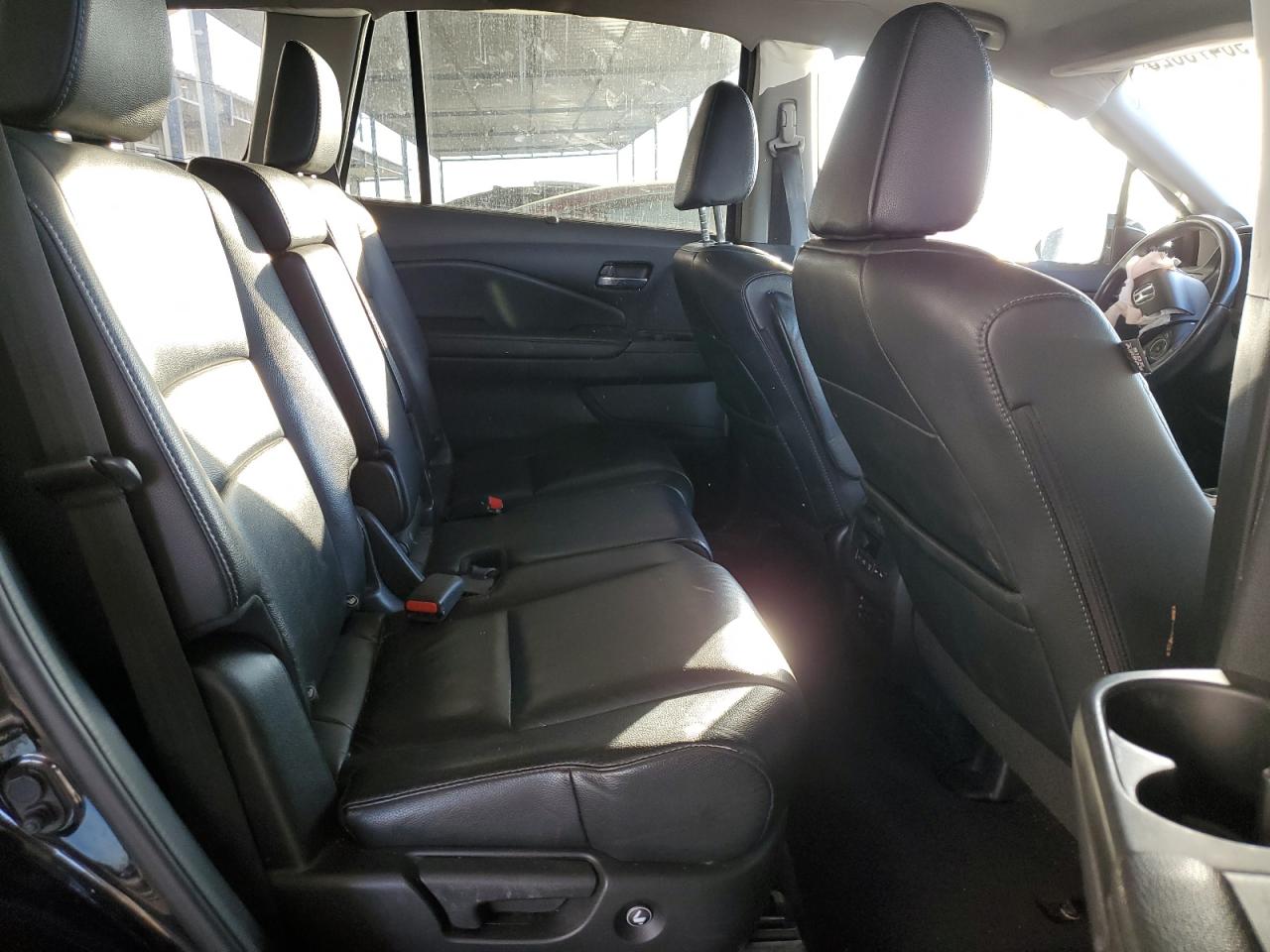 2017 Honda Pilot Touring VIN: 5FNYF6H94HB086627 Lot: 90475625