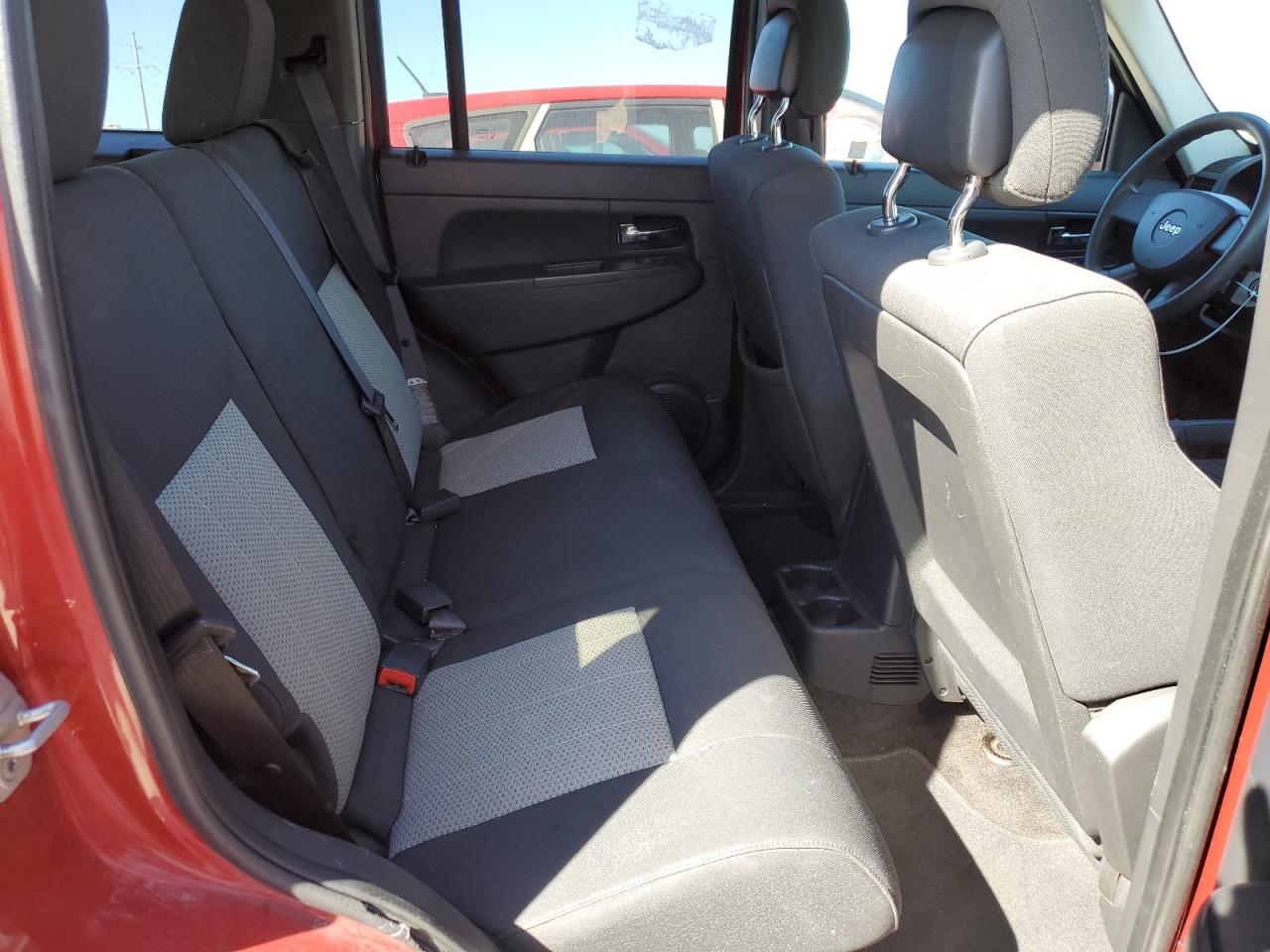 2010 Jeep Liberty Sport VIN: 1J4PN2GK7AW153633 Lot: 82364005