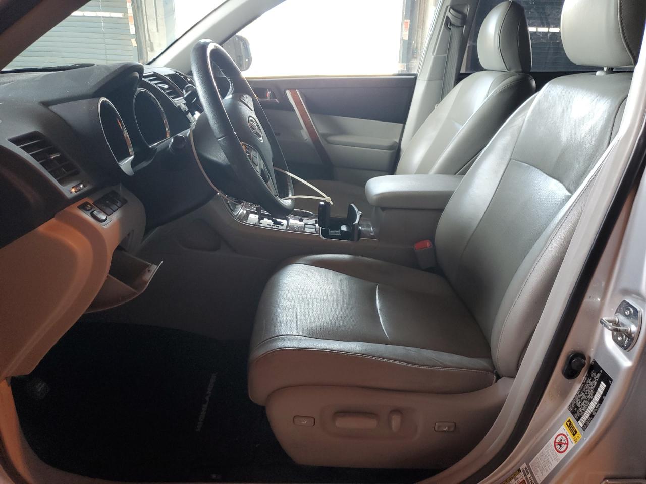 2013 Toyota Highlander Limited VIN: 5TDDK3EH7DS220301 Lot: 82511565