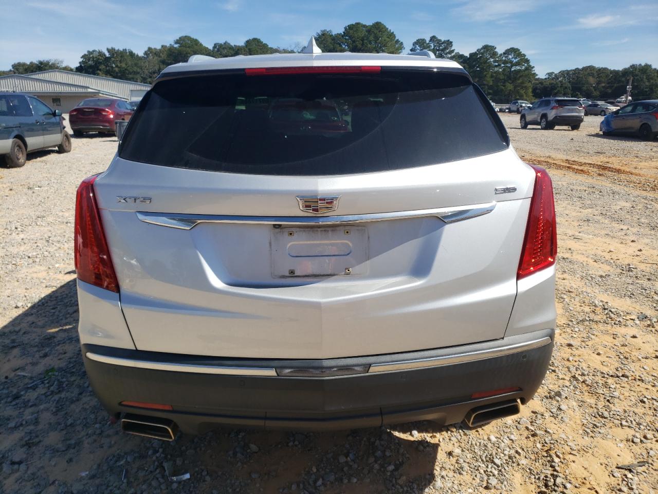 2017 Cadillac Xt5 Luxury VIN: 1GYKNBRS8HZ318542 Lot: 89717805