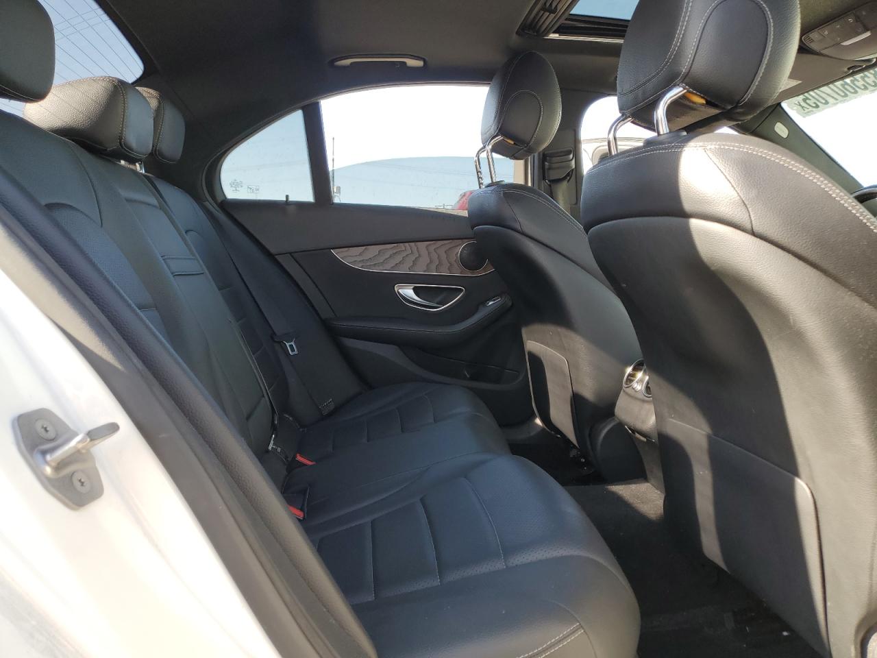 2018 Mercedes-Benz C 300 VIN: 55SWF4JB6JU263143 Lot: 85560705