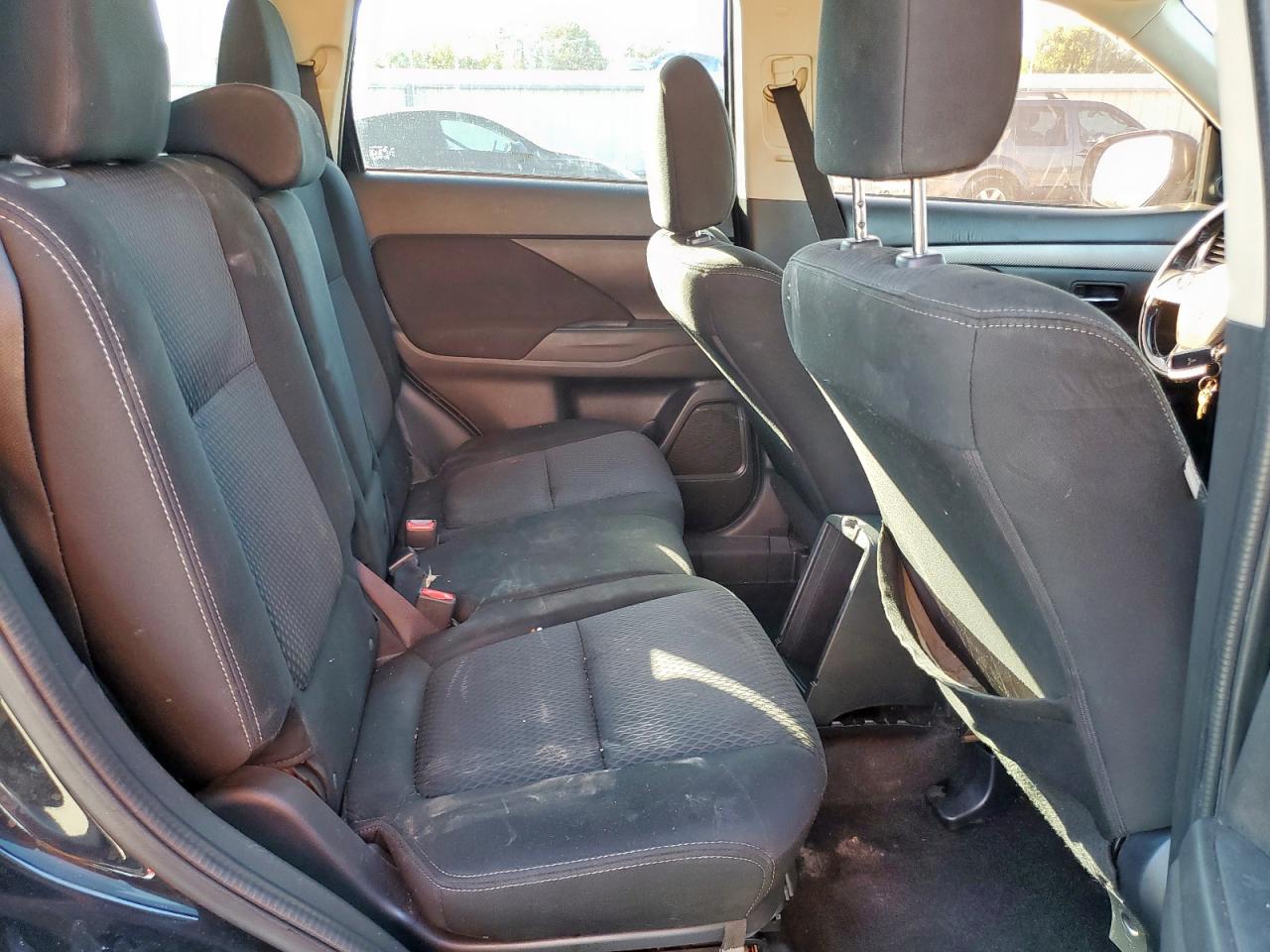 2016 Mitsubishi Outlander Se VIN: JA4AD3A38GZ046243 Lot: 82430565