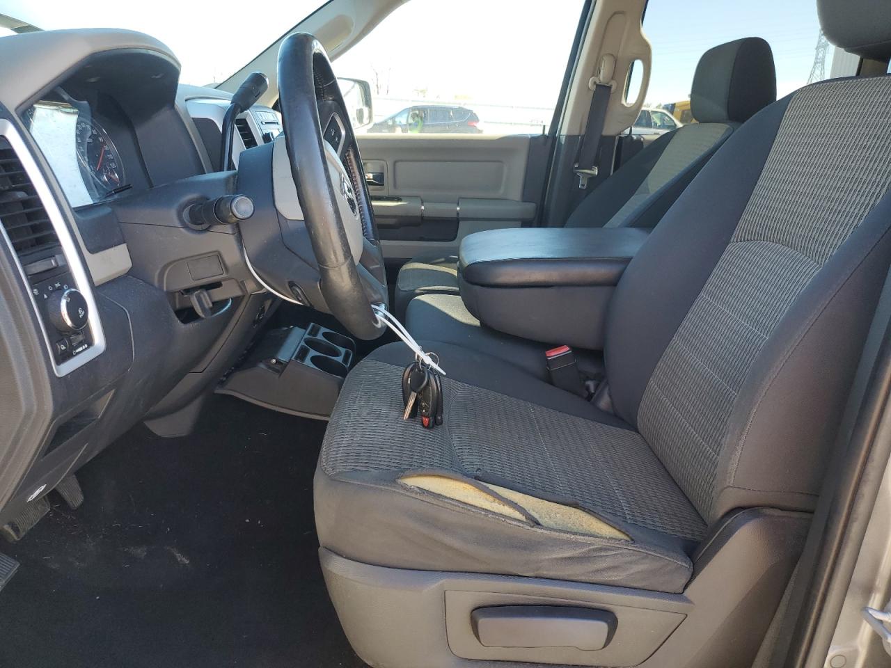 2009 Dodge Ram 1500 VIN: 1D3HV13T39S771397 Lot: 90455555