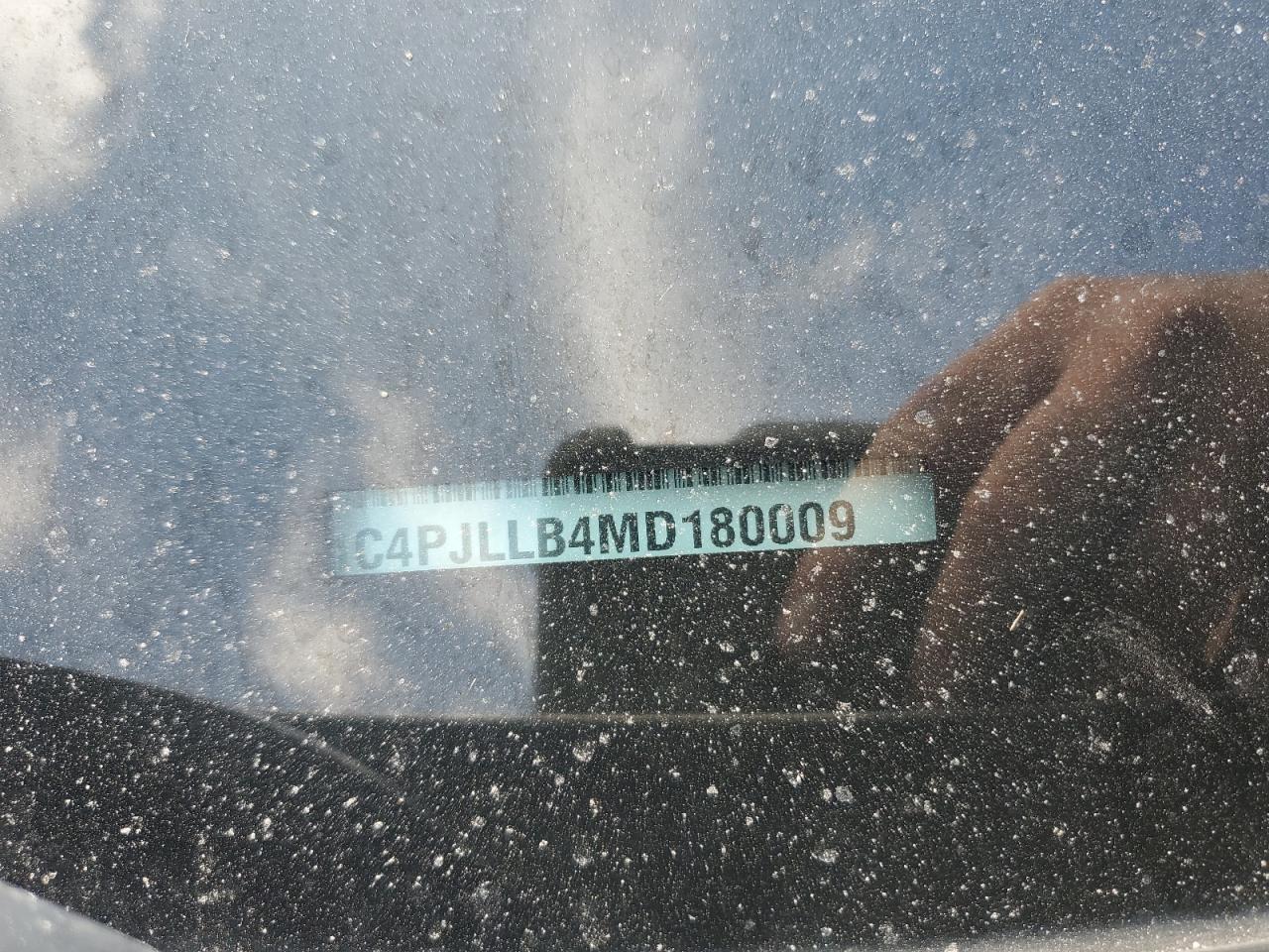 2021 Jeep Cherokee Latitude Plus VIN: 1C4PJLLB4MD180009 Lot: 84995015